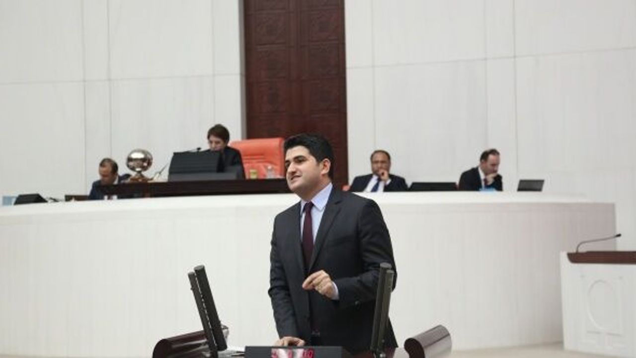 CHP'li Adıgüzel: İnternet fiyatları el yakıyor