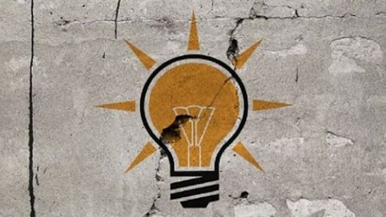 AKP'de bir istifa daha!