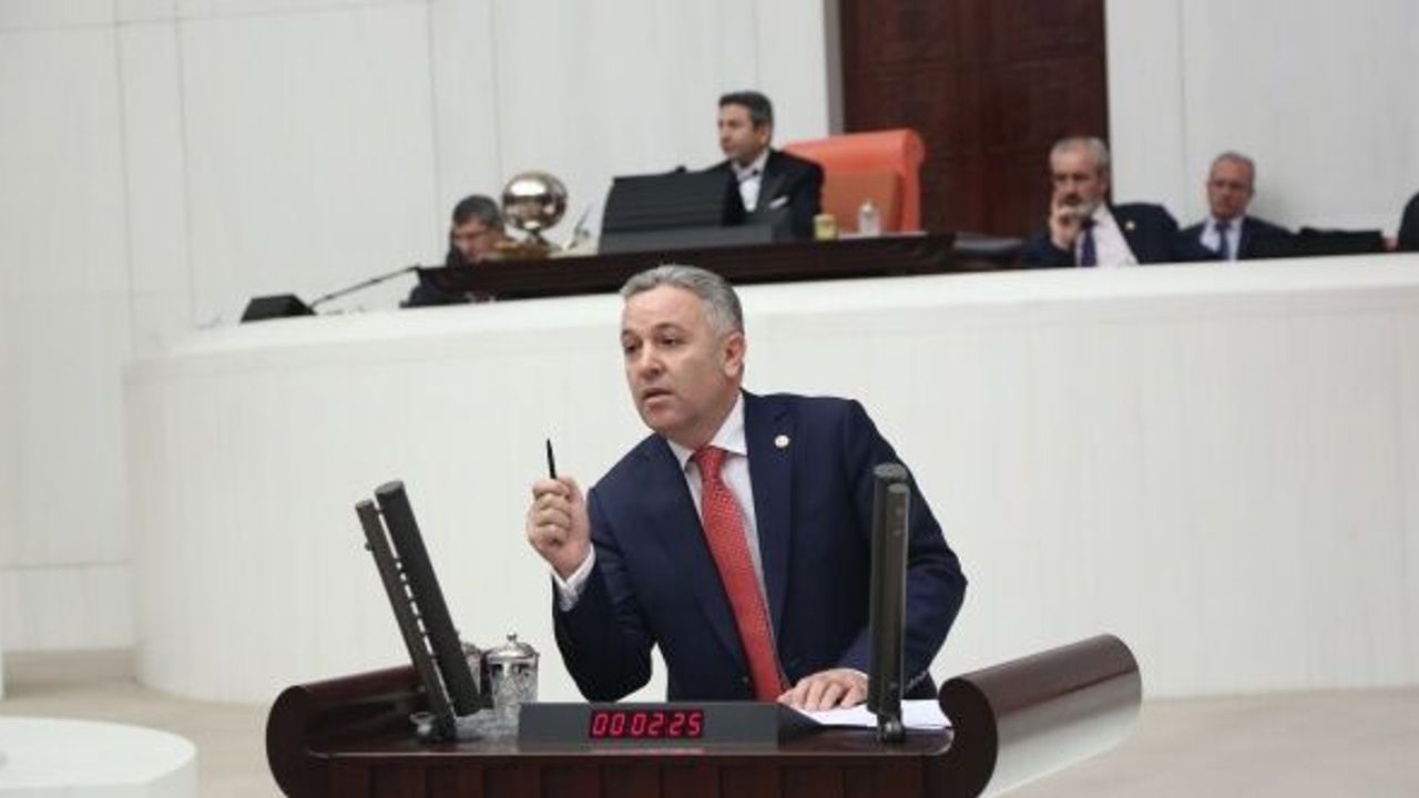 "Hem ülkeyi hem sektörü felakete sürüklemeyin"