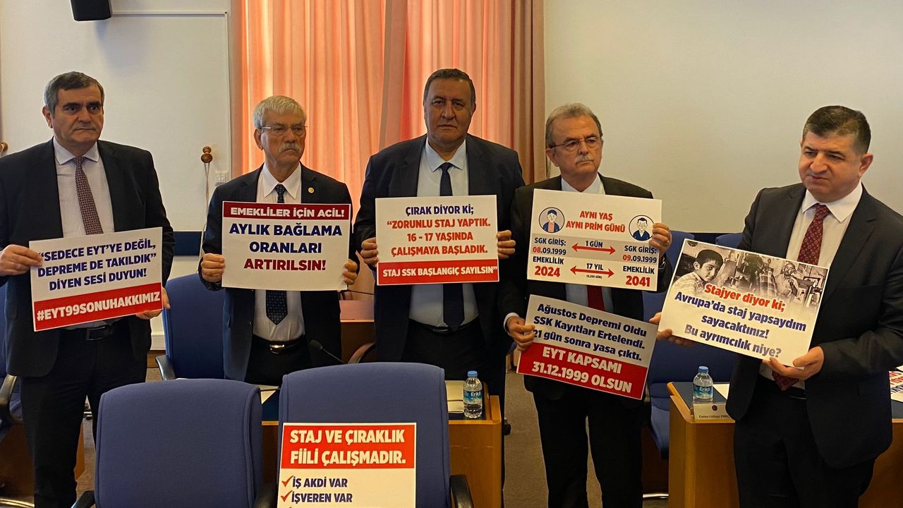 "EYT'lilerin hakları gasp edildi"