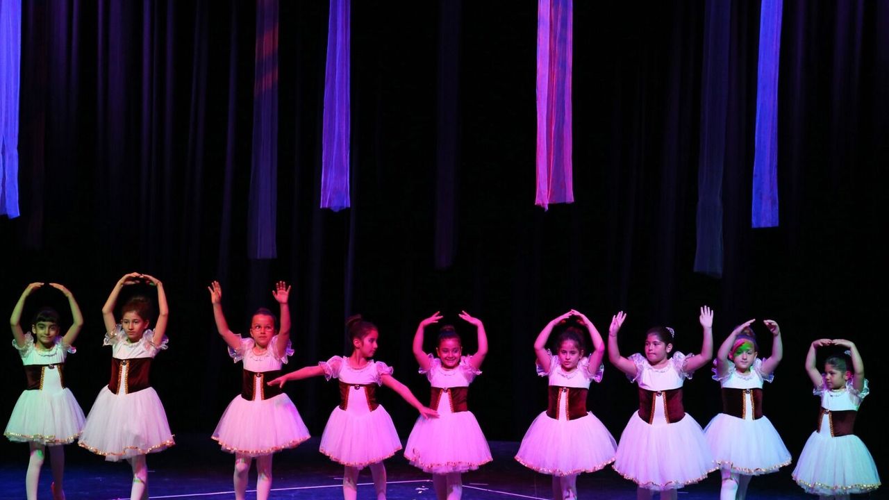 Ataşehir Belediyesi'nin 15 farklı branşta hizmet verecek Kış Sanat Eğitimleri başlıyor