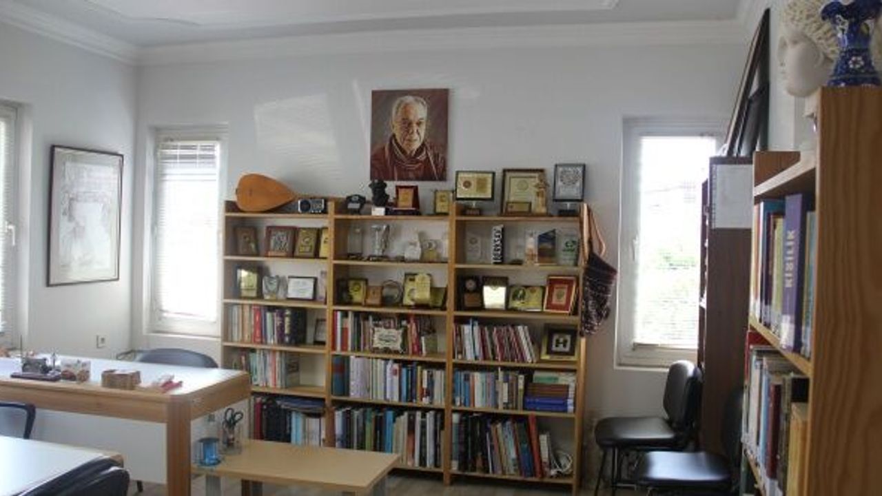 Muğla'da Şadan Gökovalı Kütüphanesi Açıldı