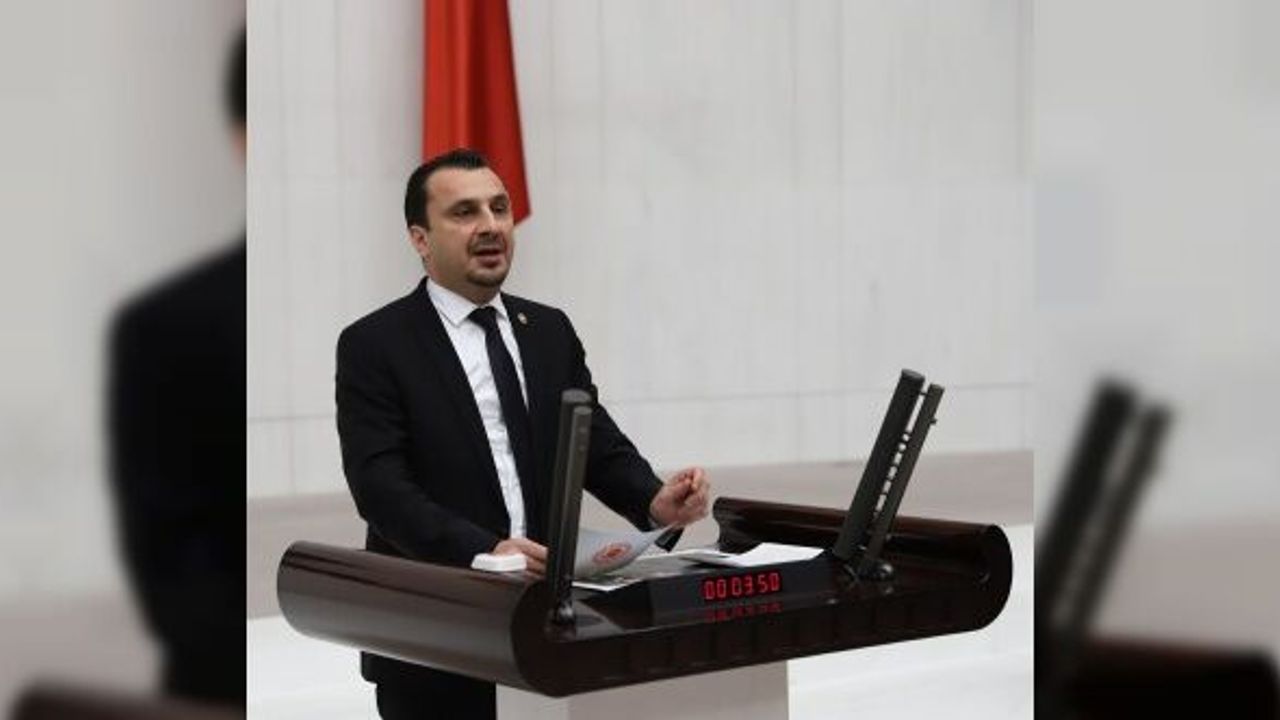 "Dar gelirlinin kemerinde sıka sıka delik kalmadı"