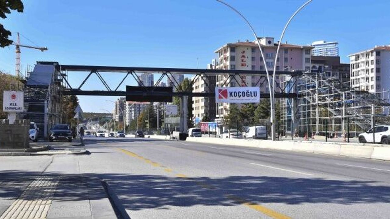Ankara'da modern üst geçitlerin sayısı artıyor