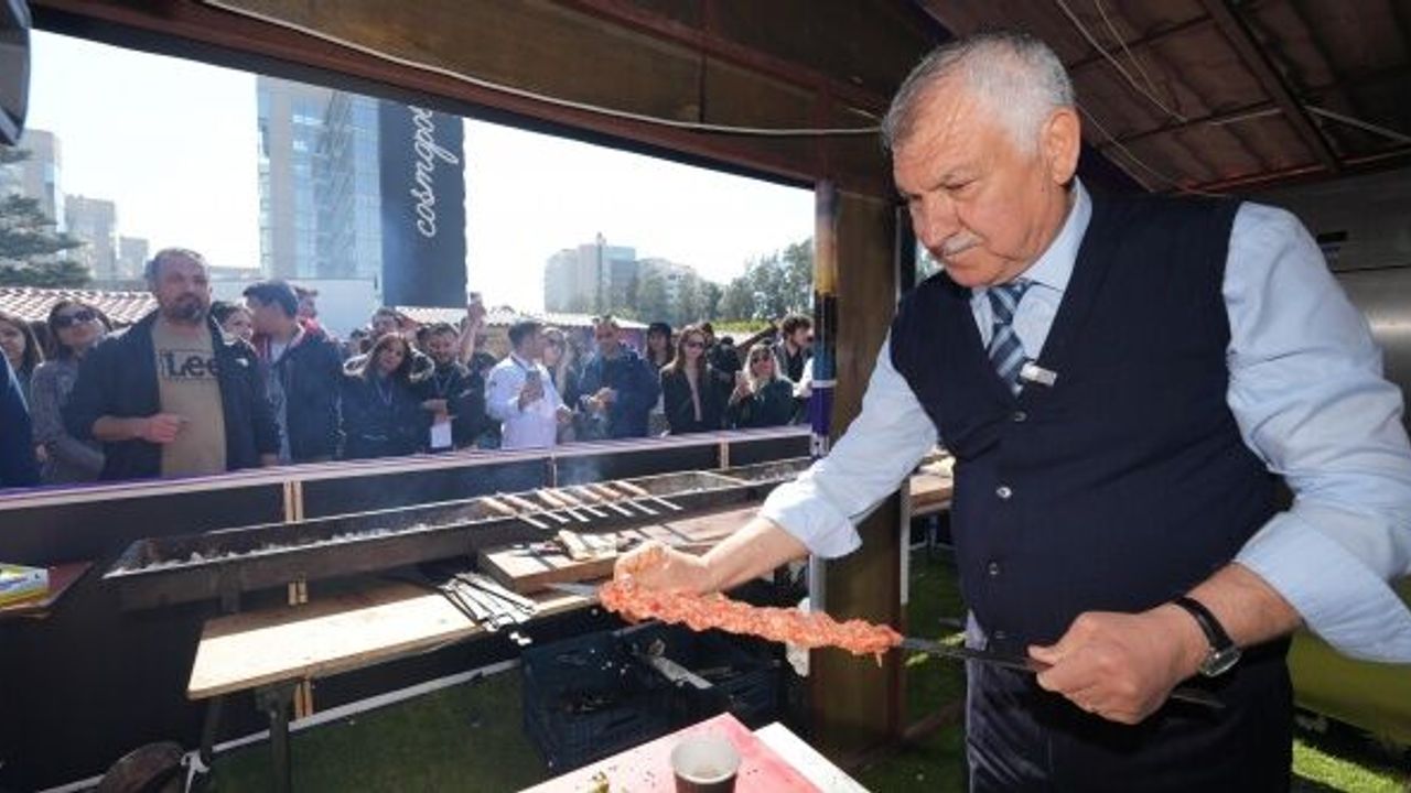 Antalya Culinary Forum’da Adana ve Zeydan Karalar rüzgarı