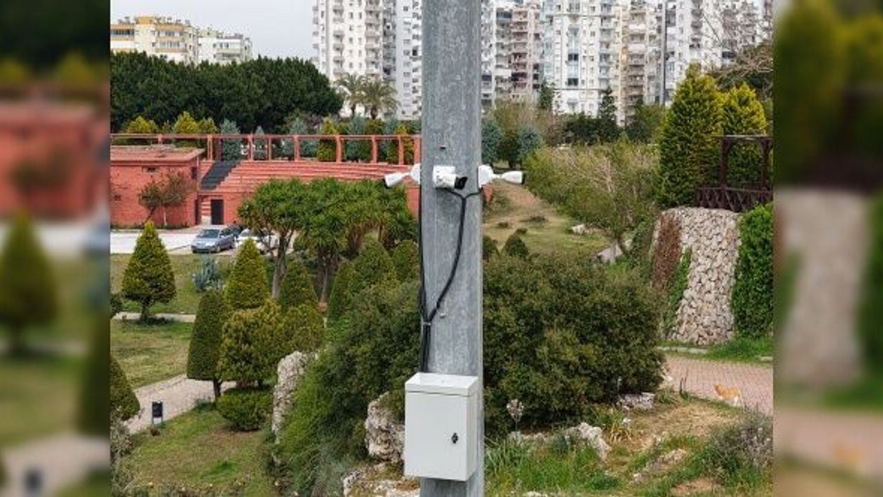 Konyaaltı'nda parklar 24 saat izlenecek