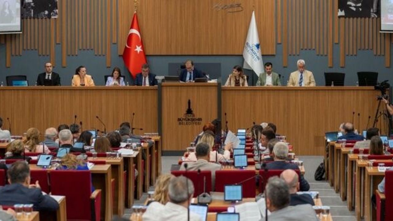 İzmir Büyükşehir Belediyesi yatırımlarında aslan payı fen işleri, raylı sistem ve ulaşımın