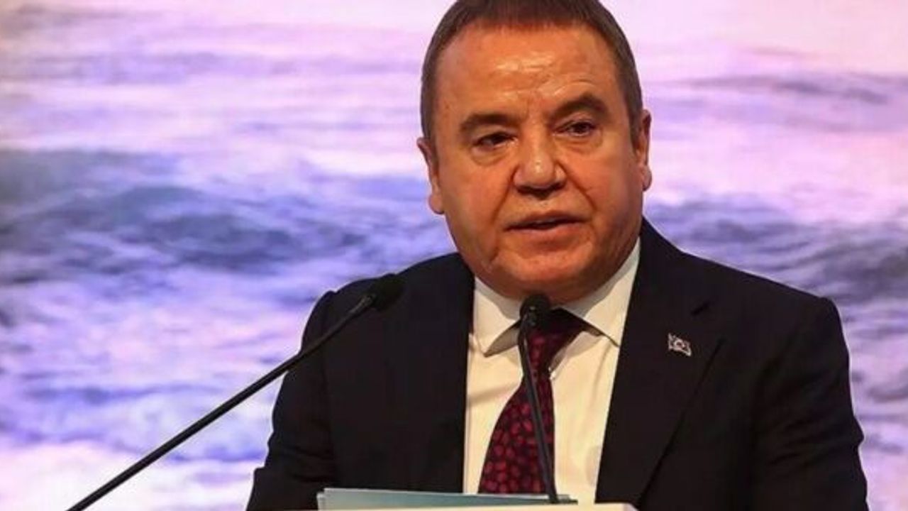 Antalya Büyükşehir Belediye Başkanı Muhittin Böcek, Türkiye'nin Zirvesinde