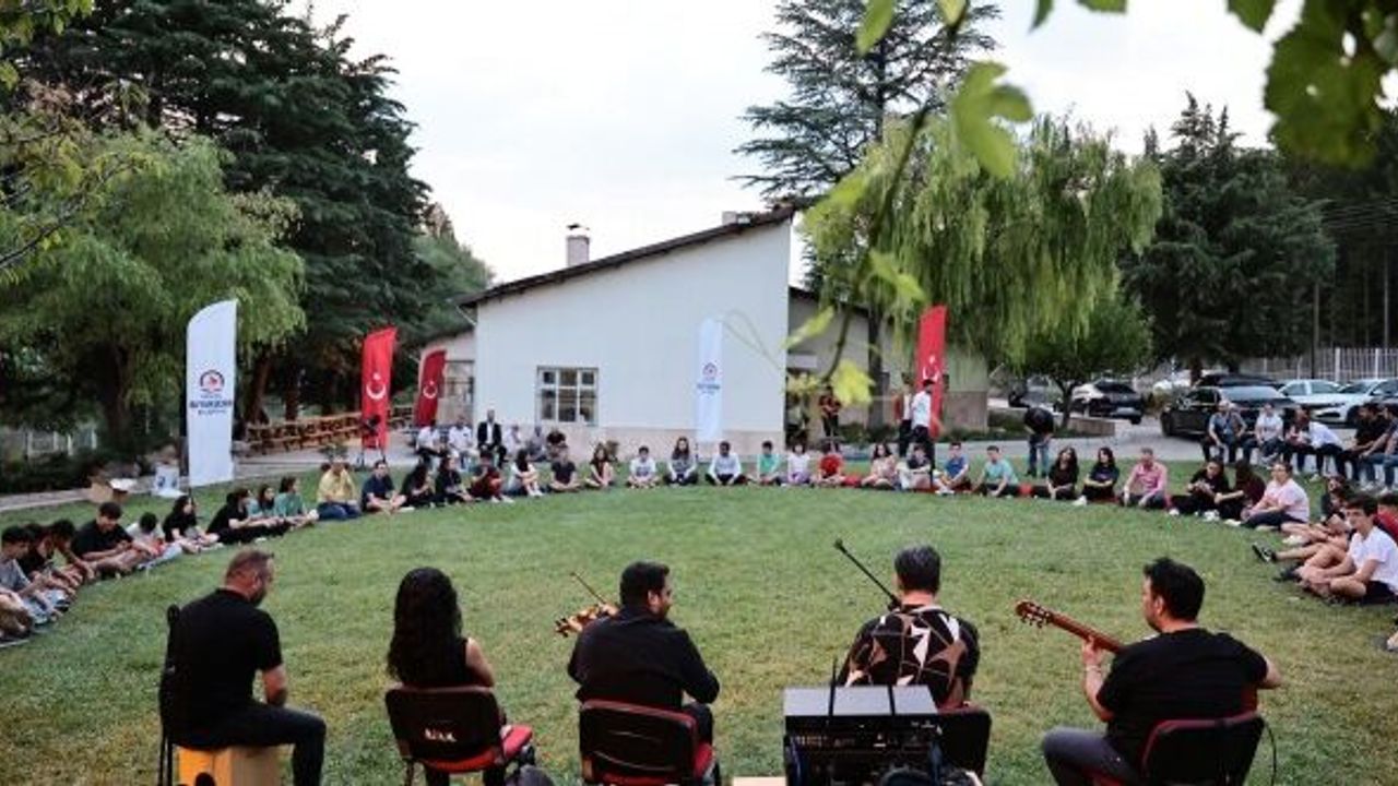 Denizli Büyükşehir’den liselilere özel yaz kampı