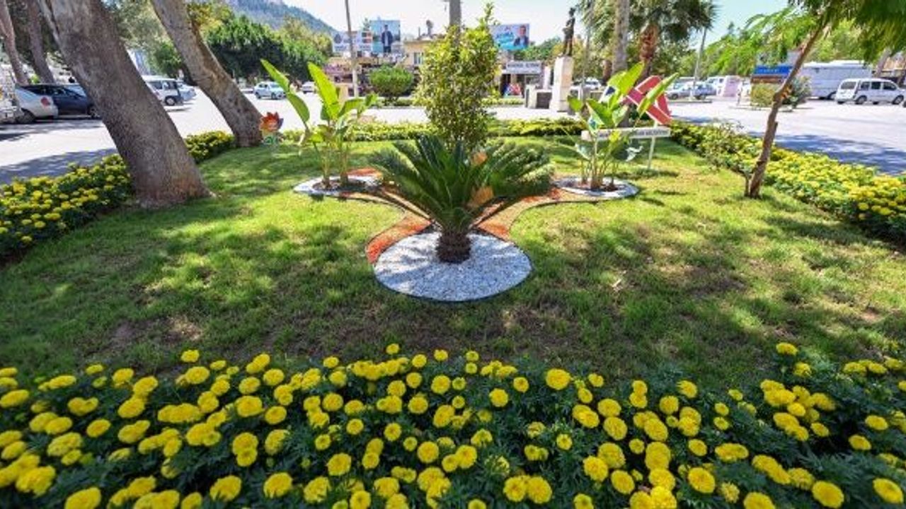 Büyükşehir'in dokunuşları ile Mersin daha da güzelleşiyor