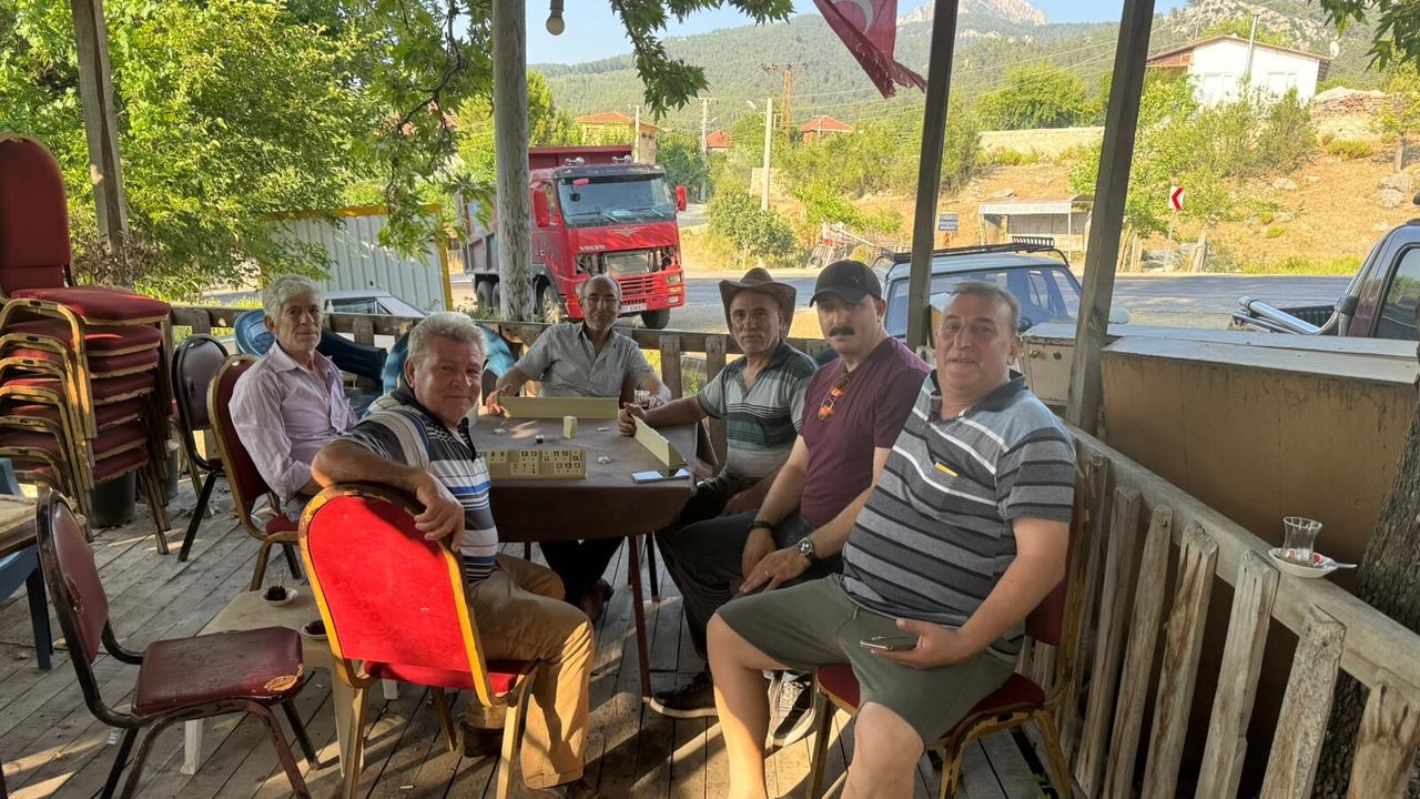 Cem Kotan Hisarçandır'da vatandaşla buluştu