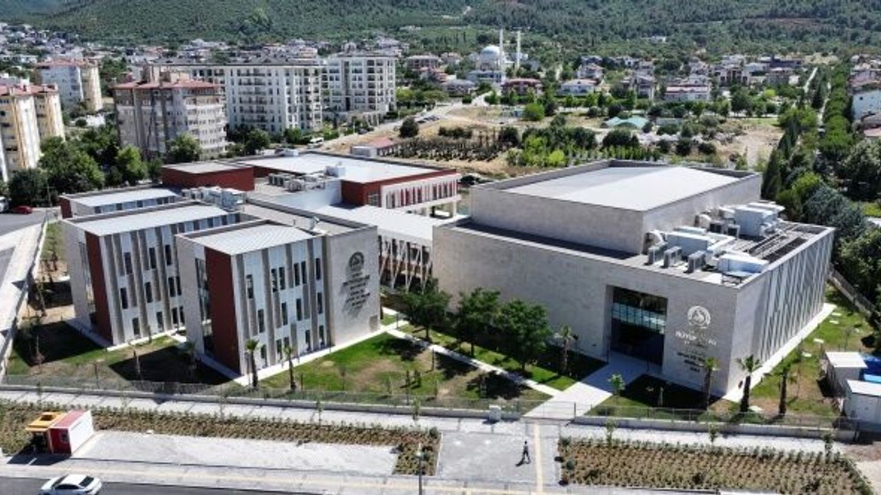 Denizli'de Engelsiz Spor ve Yaşam Merkezi Hizmete Açıldı