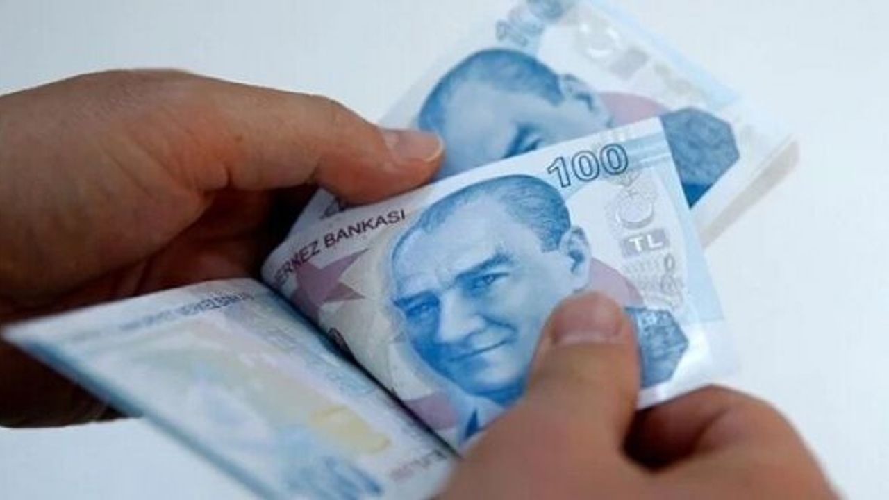 Emekli sandığından aylık alanlar zam farkını o tarihte alacak!