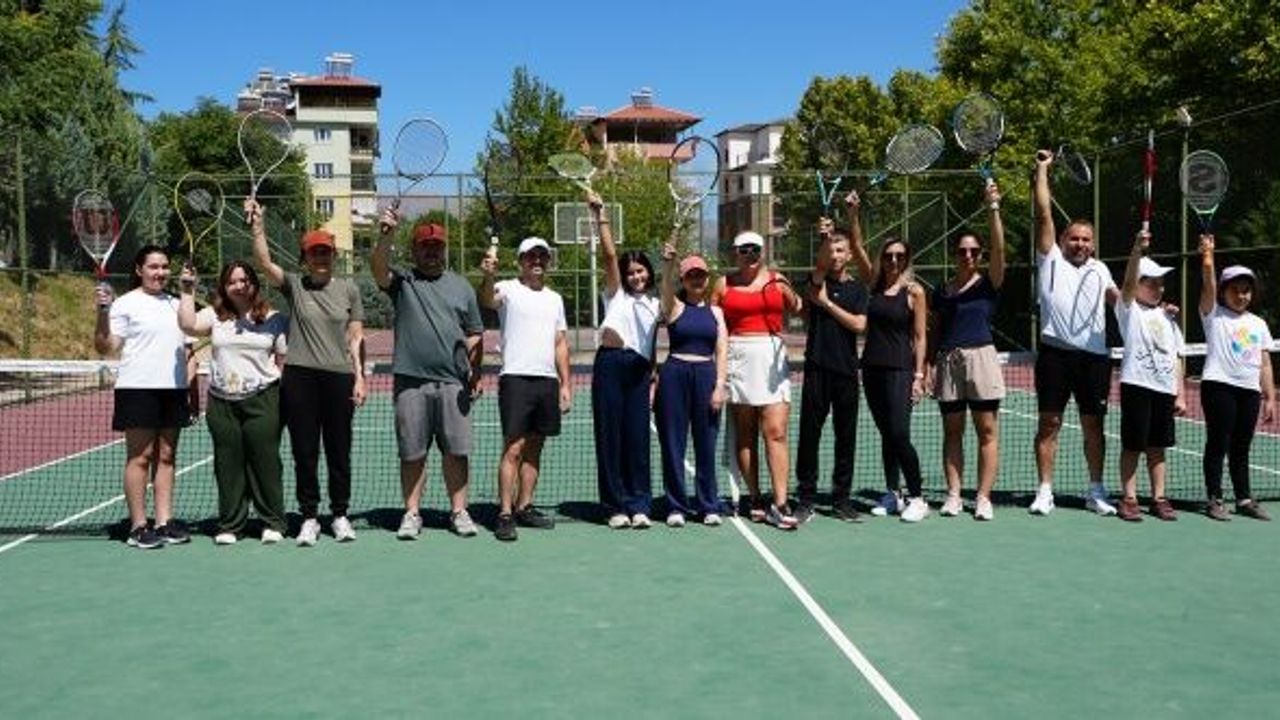 “Yaz Spor Kursları” 12 ilçede başladı