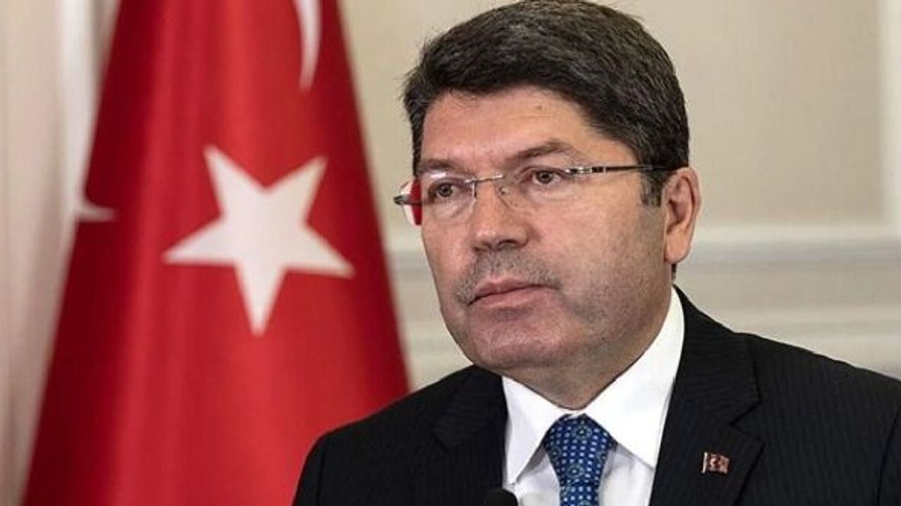 Adalet Bakanı Tunç duyurdu: "Yol kesene 3 yıl, düğünde ateş açana 5 yıla kadar hapis geliyor"