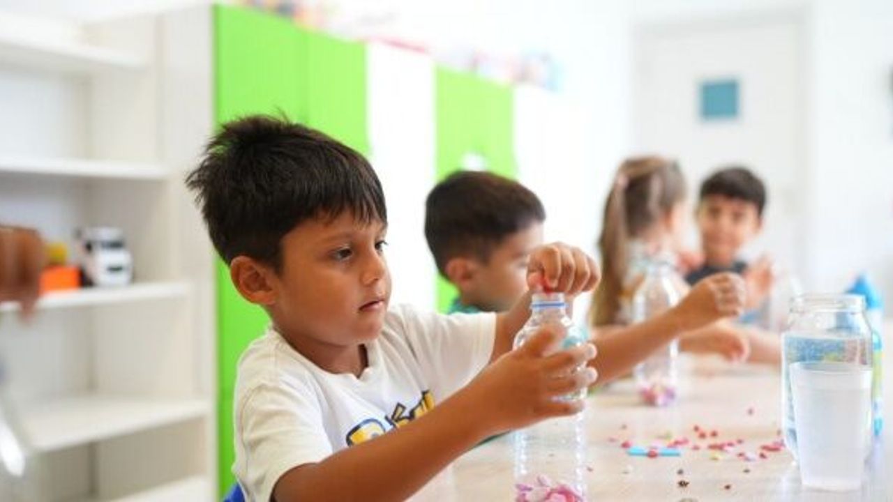 Konyaaltı kreşlerinde yaz dopdolu geçiyor