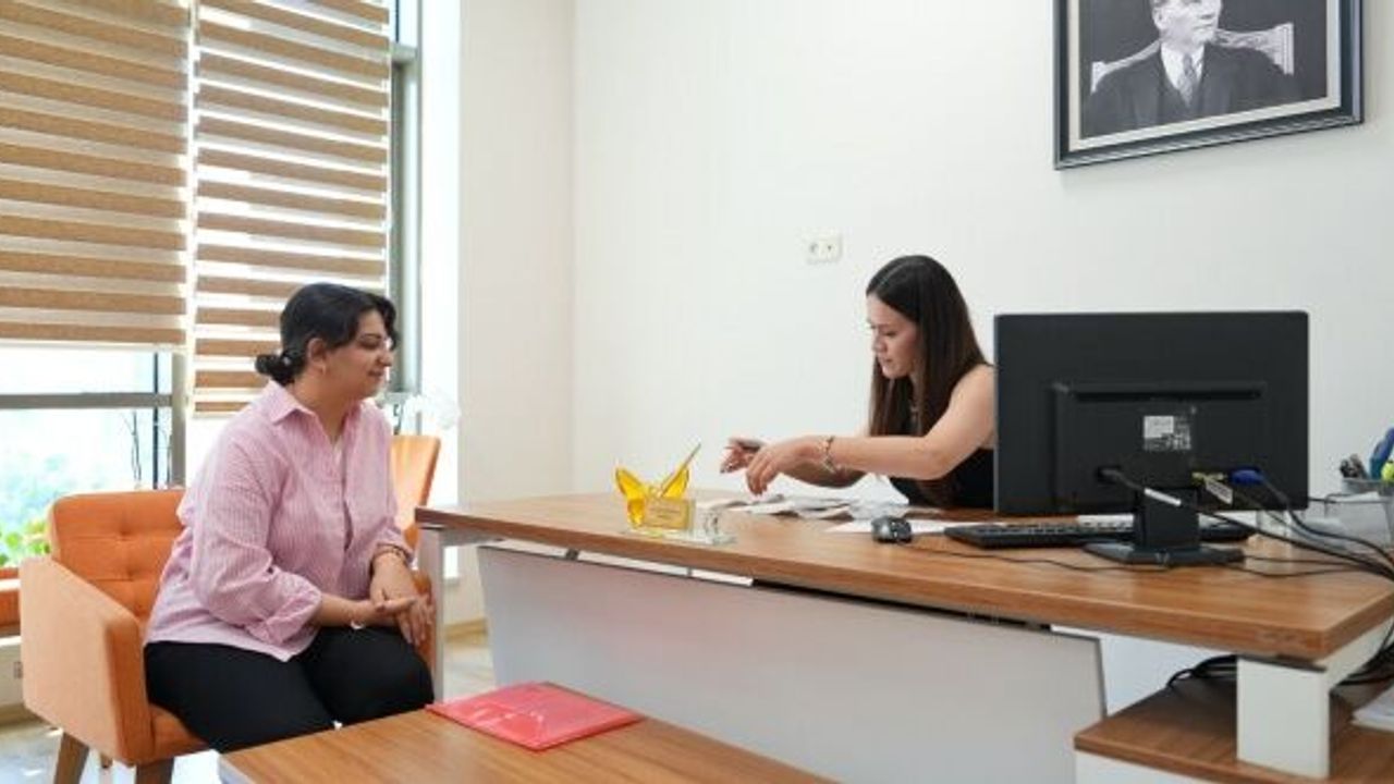 Konyaaltı'nda vatandaşa ücretsiz diyetisyen ve psikolog desteği