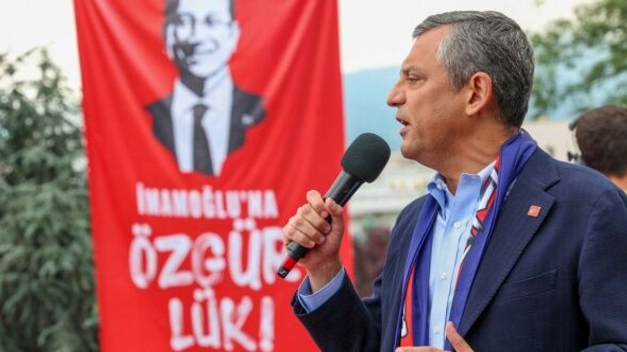 Özgür Özel duyurdu: CHP çarşamba günü 50. mitingini Beyoğlu'nda yapacak