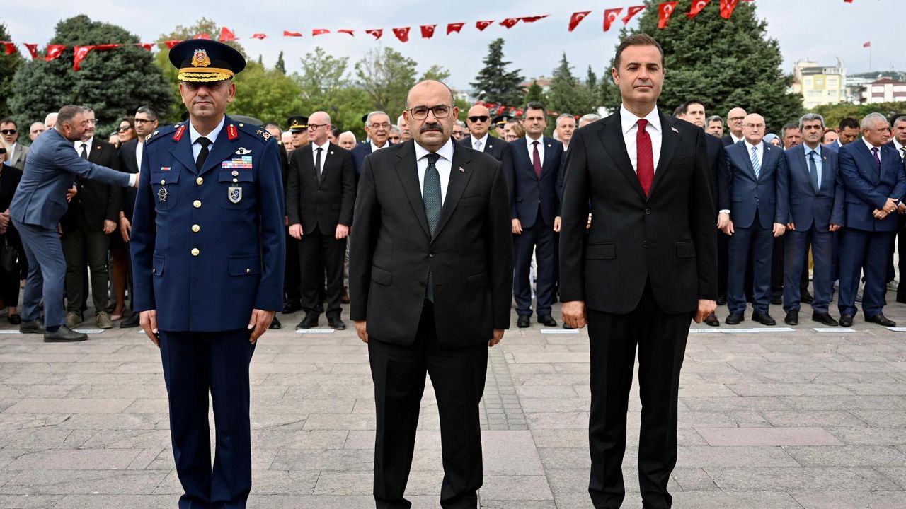 Ahmet Akın’dan İstiklal Madalyası çağrısı: “Gelin, birlik olalım”