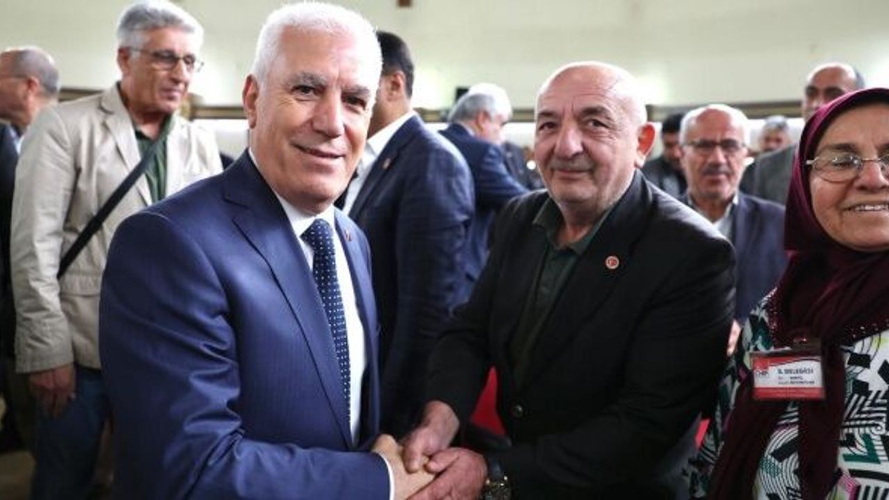“Bursa’yı masa başında değil, halkımızla birlikte yönetiyoruz”
