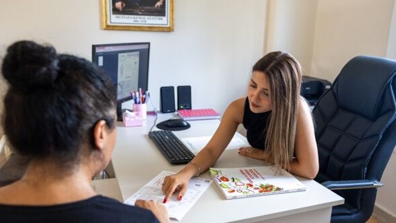 Mezitli Belediyesi'nin ücretsiz psikolog ve diyetisyen hizmeti beğeni topluyor