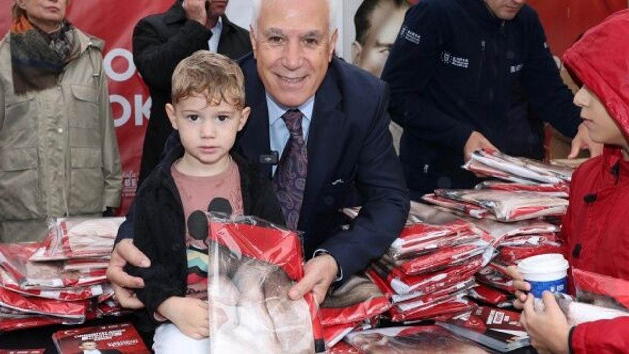 "Bursa, Cumhuriyetine sahip çıkıyor"