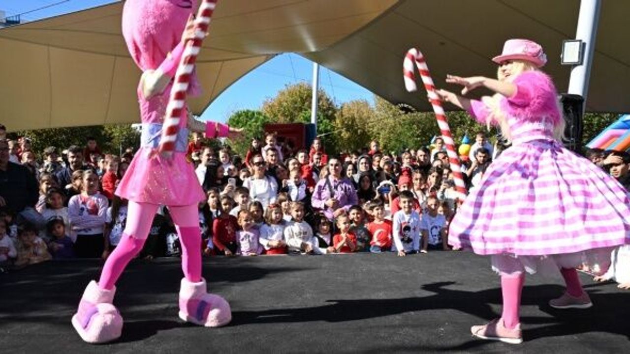 Cumhuriyet’in Çocukları Bayram Coşkusunu Doyasıya Yaşadı