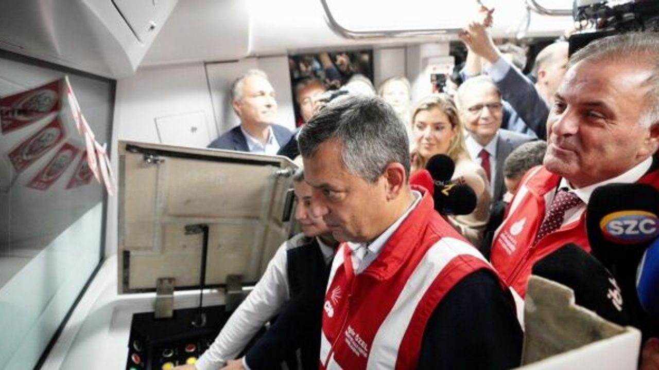 Özgür Özel: Sesini kesenlere inat, İmamoğlu icraatlarıyla sesini duyurmaya devam ediyor