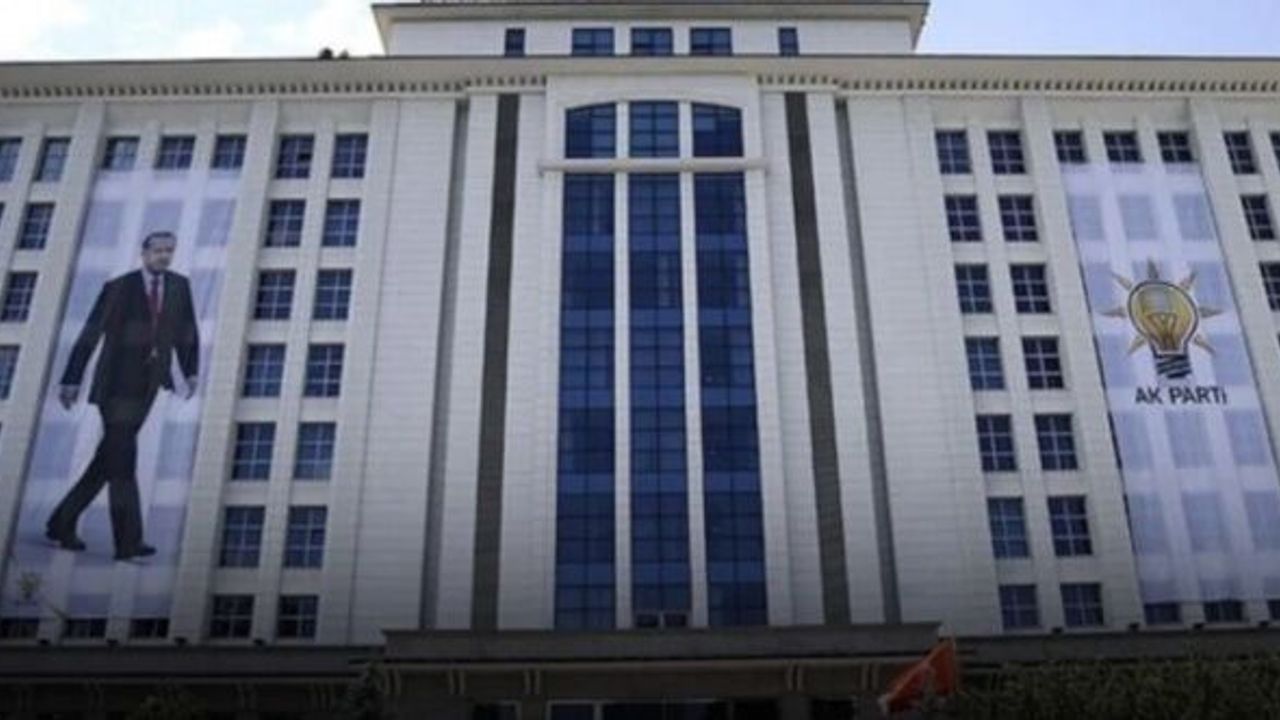 AKP koridorlarında yüzleri güldürmeyen anket!