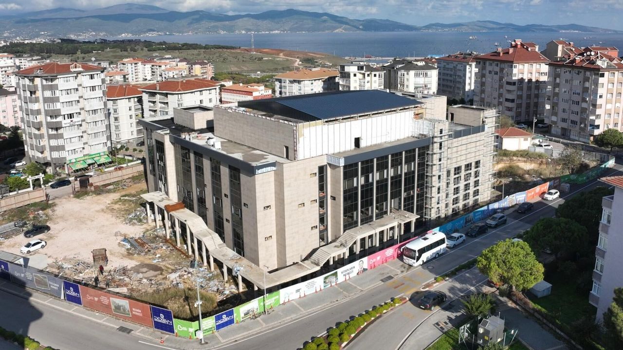 Balıkesir'de Gençlere ve Kültüre Yatırım