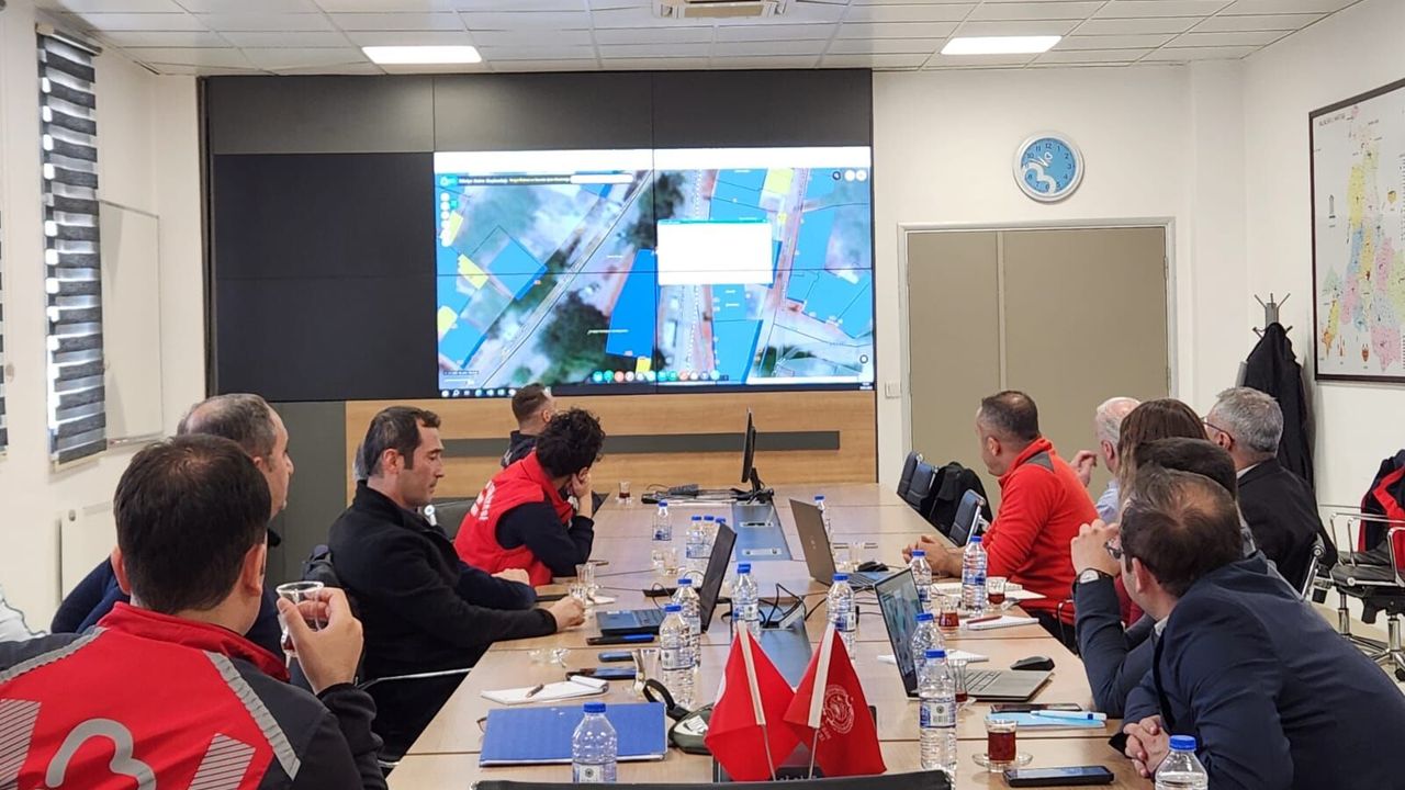 Balıkesir İtfaiyesi'nden Türkiye'de bir ilk