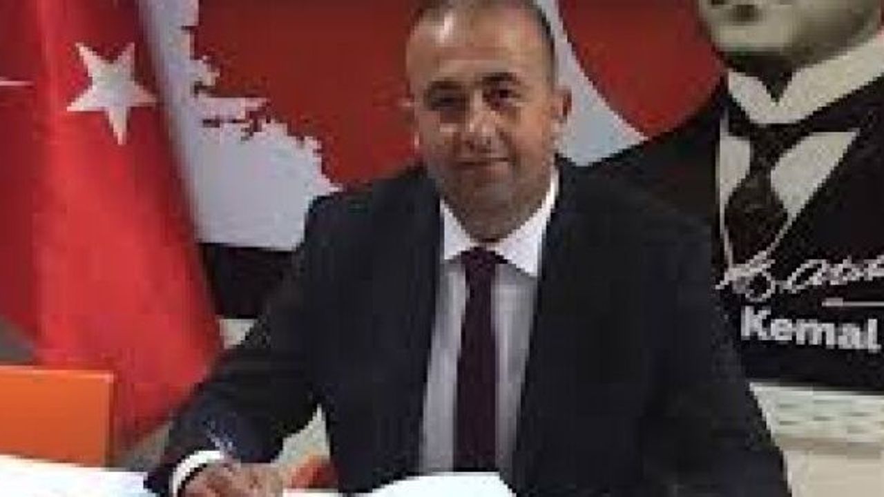 Belediye-İş Antalya Şube Başkanı Ali Kuş: “10 Kasım, Atatürk’ün izinde emek ve Cumhuriyet mücadelesini büyütme günüdür”