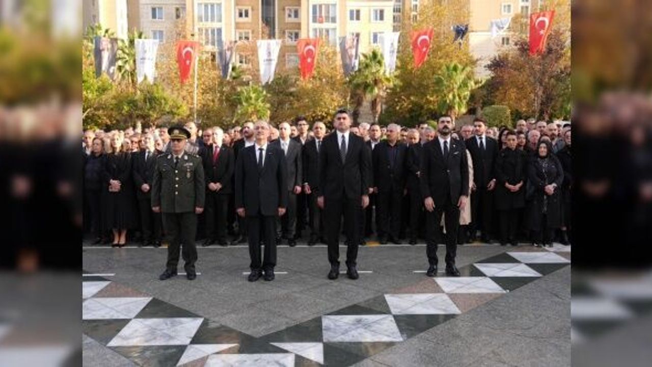 Ulu Önder Atatürk Ataşehir'de anıldı