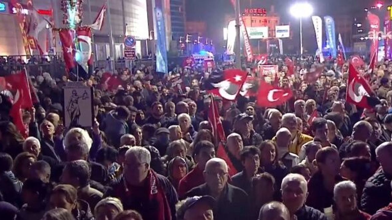 CHP'den kurultay sonrası ilk miting! Millet İradesine Sahip Çıkıyor Mitingleri'nde adres Güngören