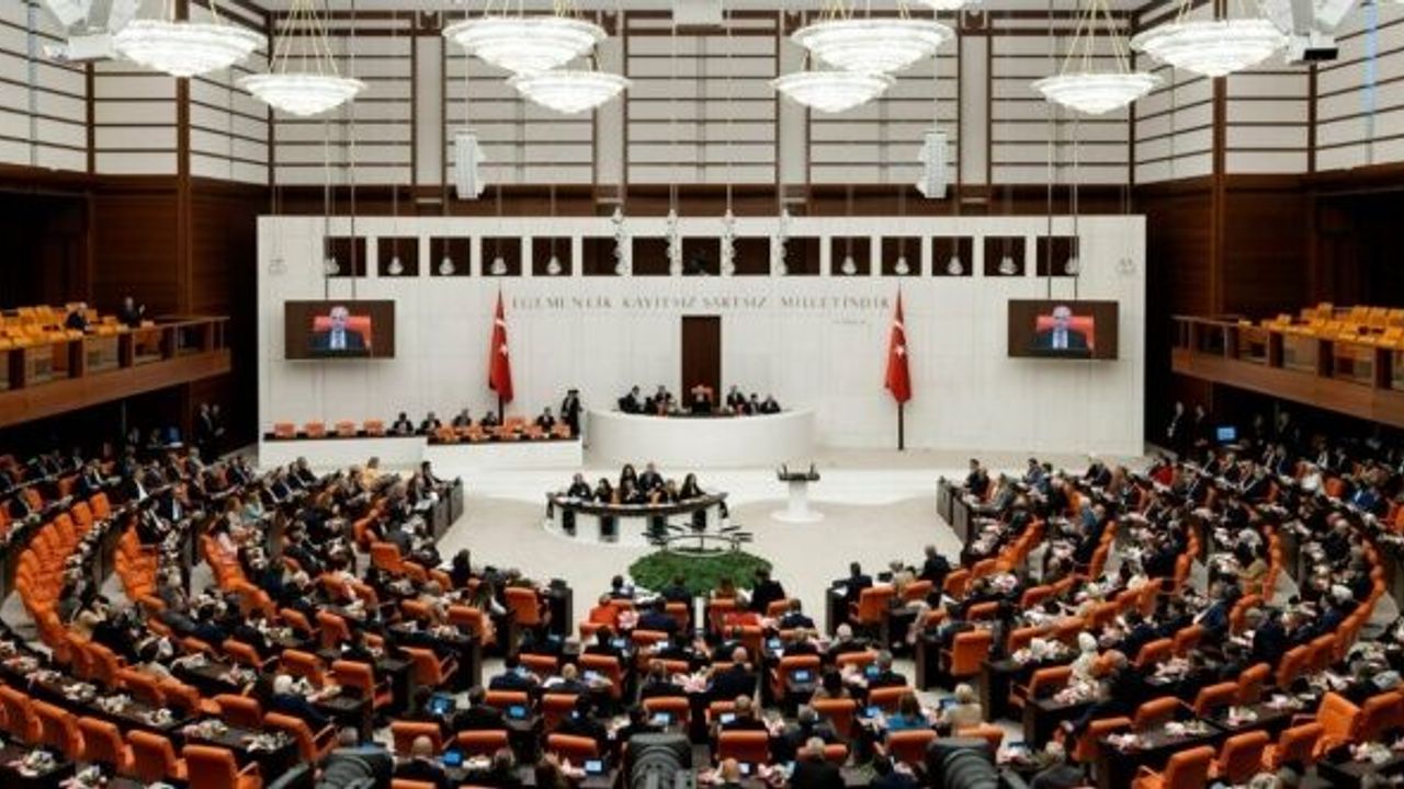 Özgür Özel dahil 7 milletvekiline ait dokunulmazlık dosyaları Meclis'te