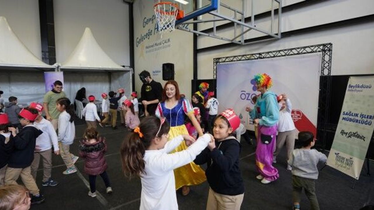 "Sosyal Belediyecilik Şenliği" renkli görüntülere sahne oldu