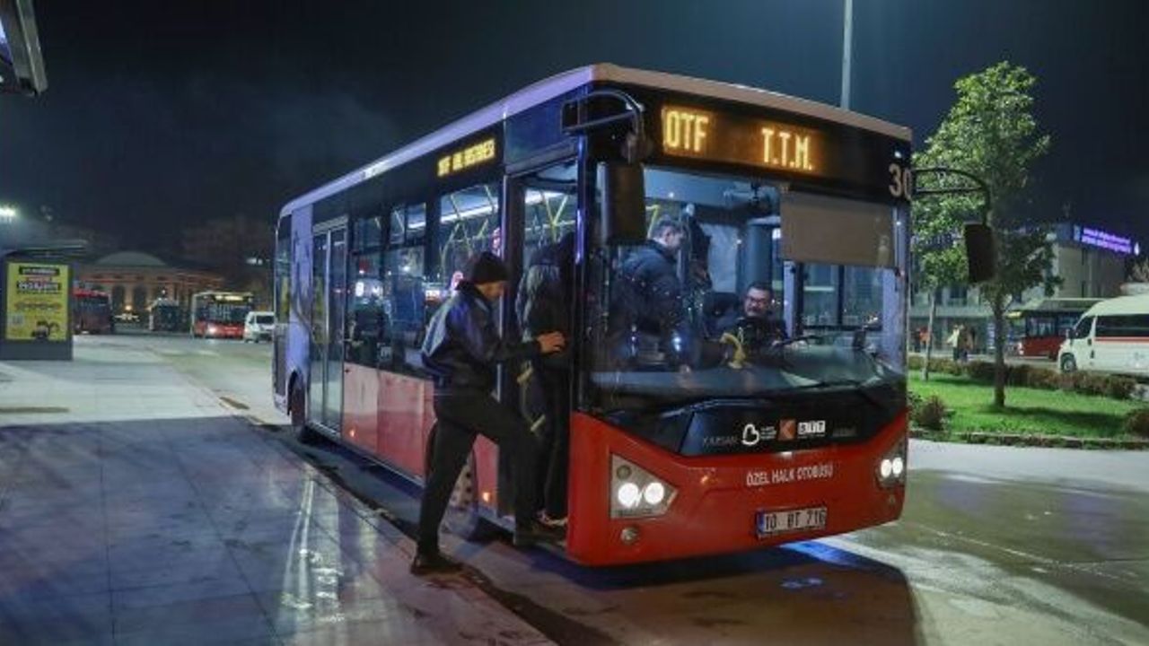 Ahmet Akın üniversite öğrencileri için ulaşım standartlarını artırdı