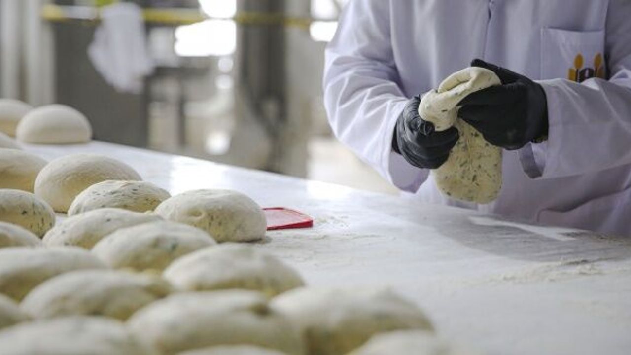 Halk Ekmek üretime devam ediyor