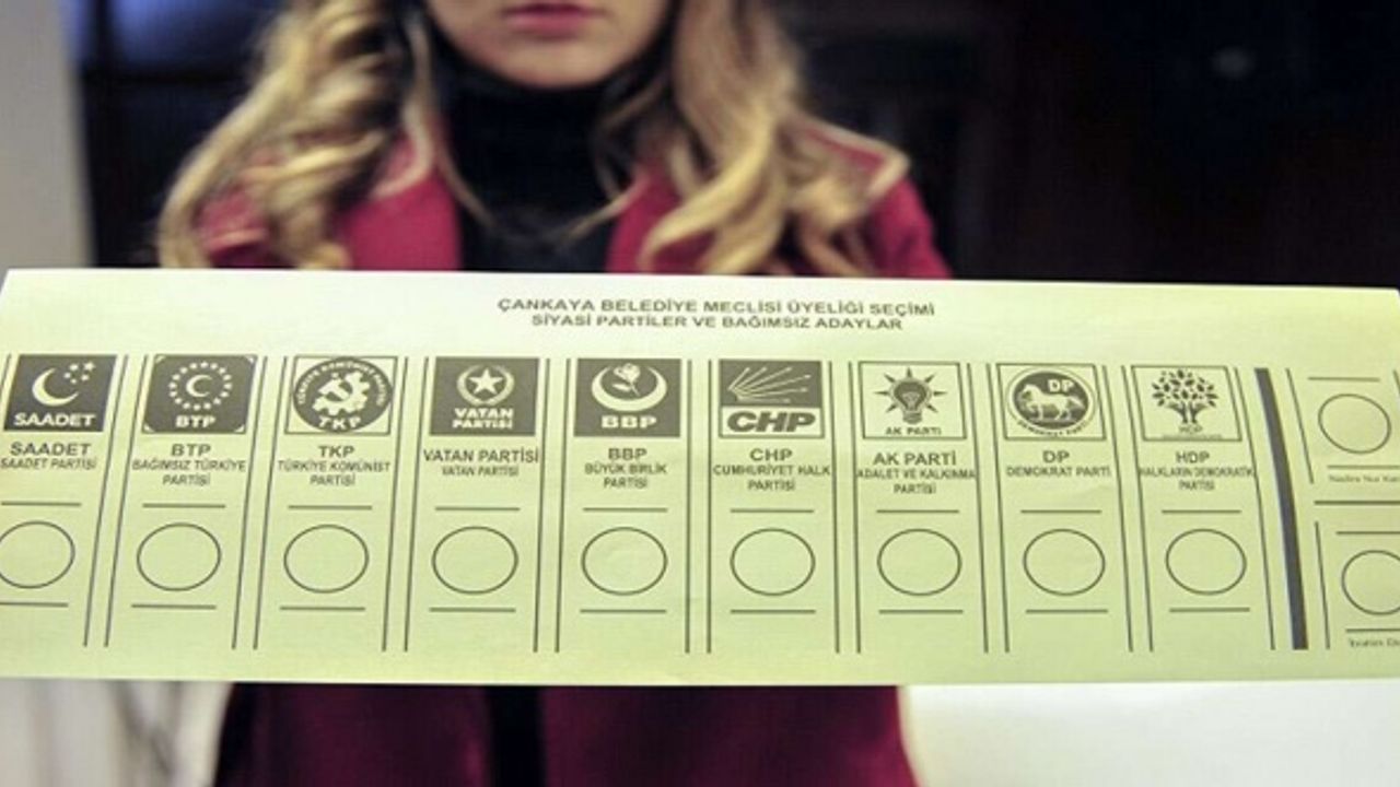 Gençlerin sandığından hangi parti çıktı?