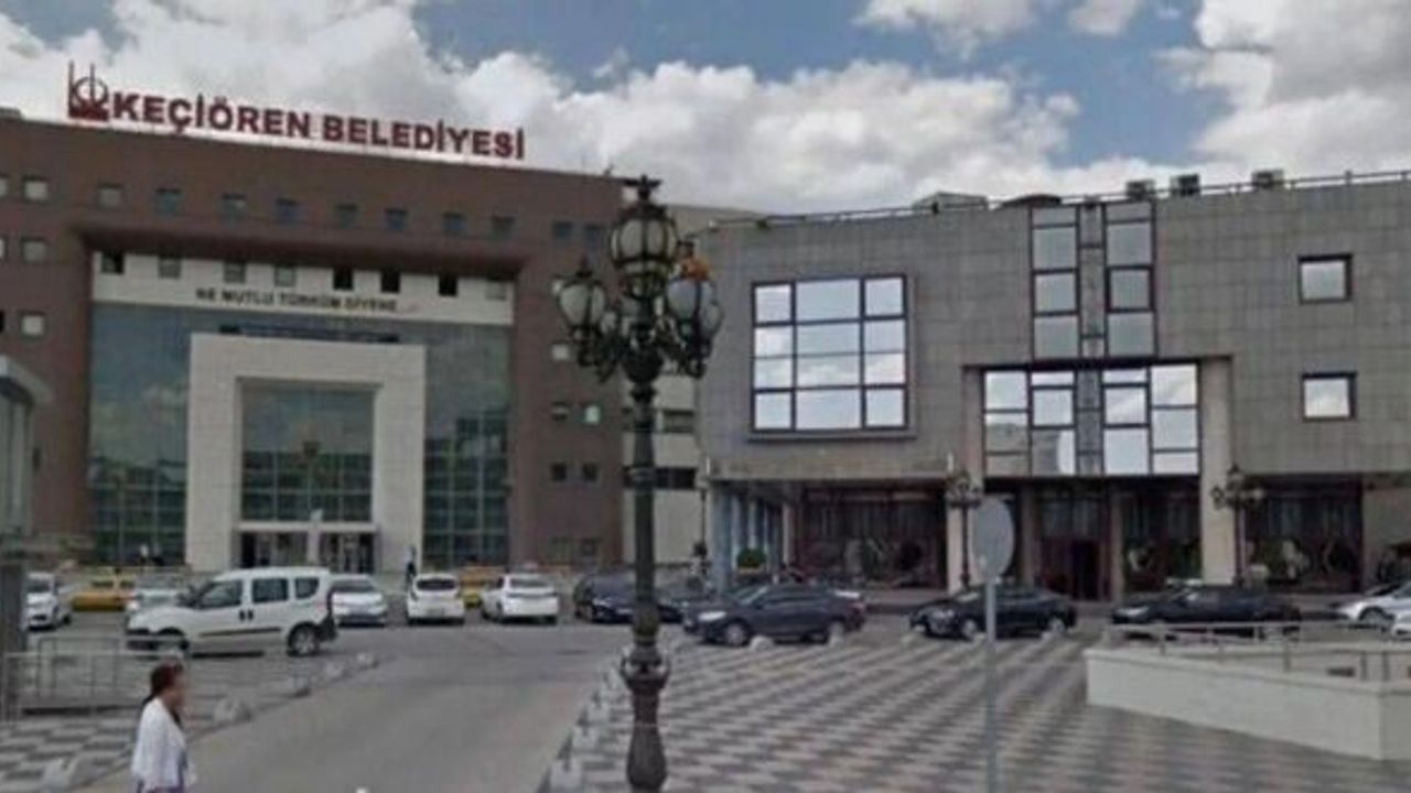 Keçiören Belediyesinin CHP'li üyelerinden Özel'e destek Özarslan'a tepki