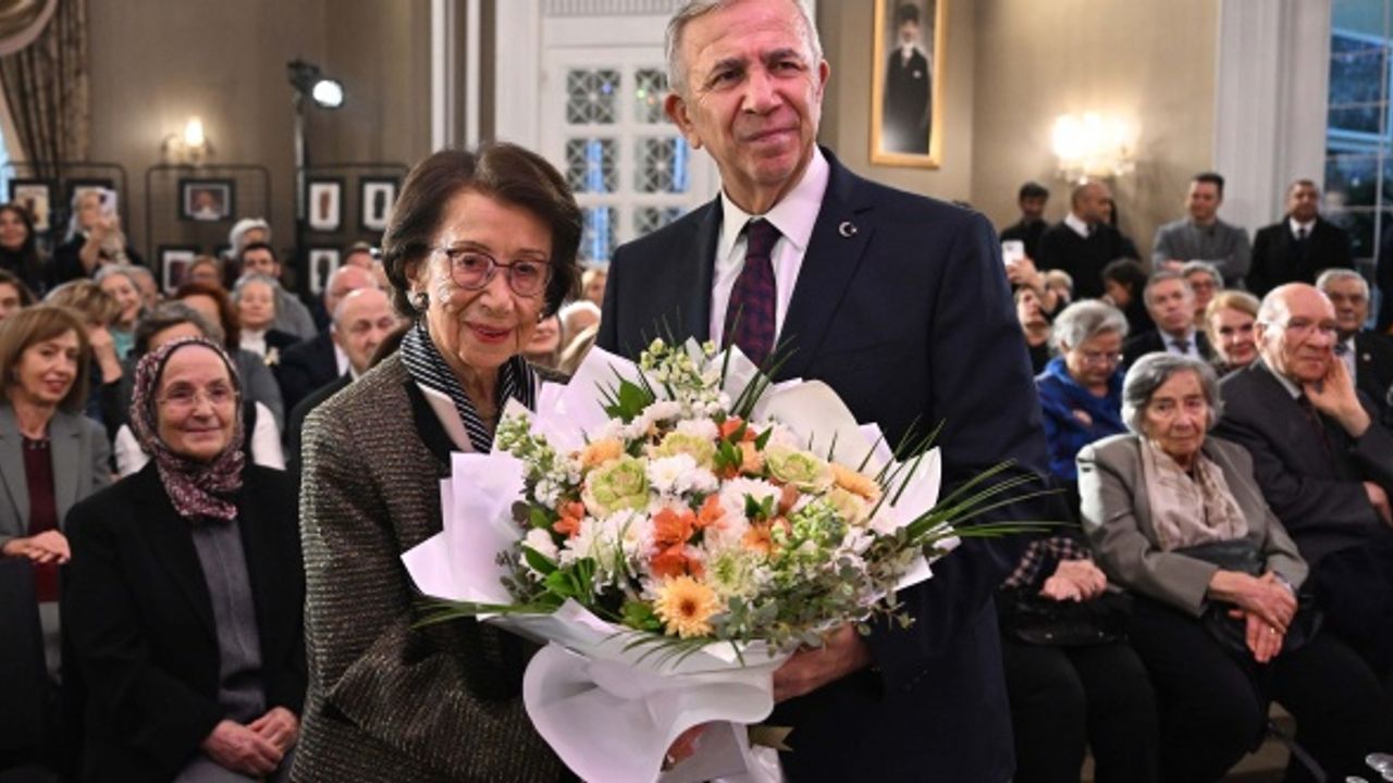 Mevhibe İnönü, Nursen Yavaş'ın ev sahipliğinde anıldı
