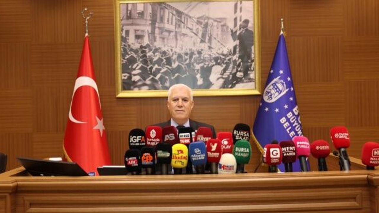 Mustafa Bozbey: Tüm Bursalılara hayırlı Ramazanlar diliyorum