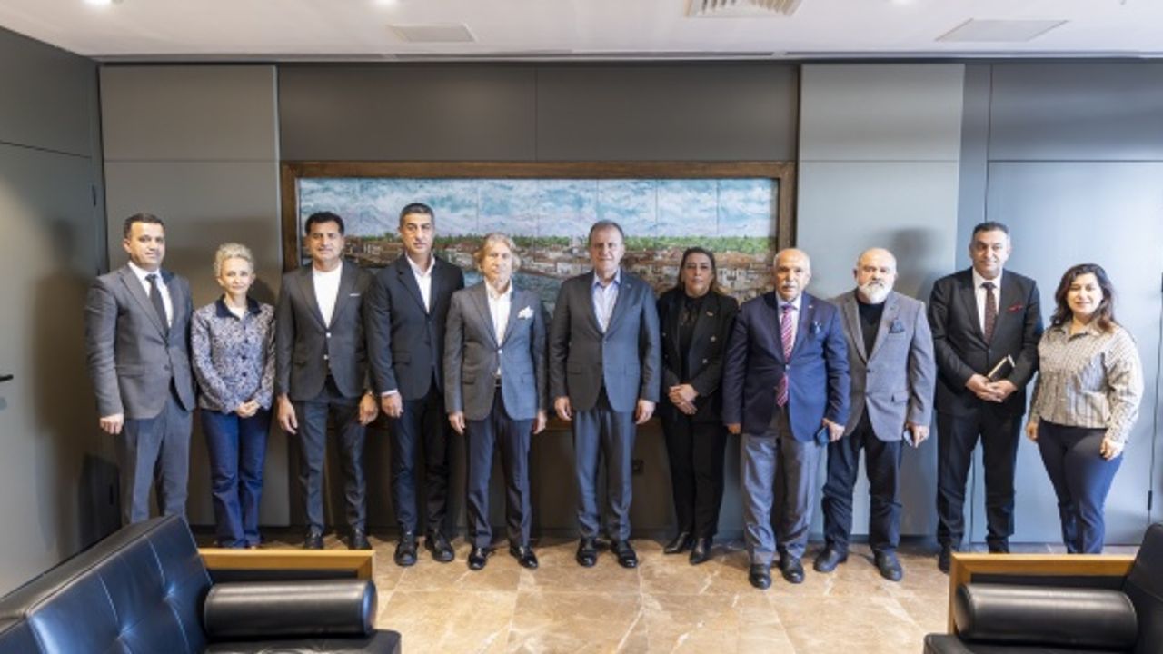 Vahap Seçer, EMITT 2026 katılımcı heyeti ile görüştü