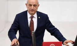 Ali Fazıl Kasap, Saadet Partisi'nden istifa ederek CHP'ye geçti