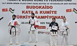 Ayşe Sude Yalova’dan altın madalyayla döndü