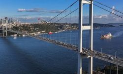 CHP eylemde ısrarcı: CHP'nin köprü yürüyüşü valilik tarafından yasaklandı