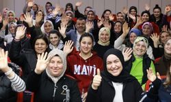 Denizli Büyükşehir ile yüzmeyi öğrendiler