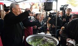 Mansur Yavaş Kalecik'te Hamsi Şöleni'ne katıldı