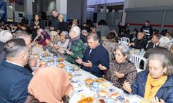 Cemil Tugay binlerce Bucalıyla ramazan sofrasında buluştu
