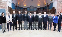 Bursa, fethin 700. yılında dünya sahnesinde